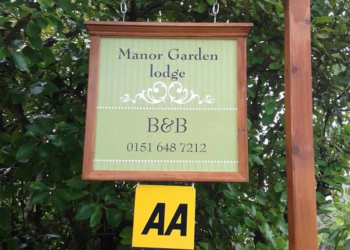 Manor Garden Lodge